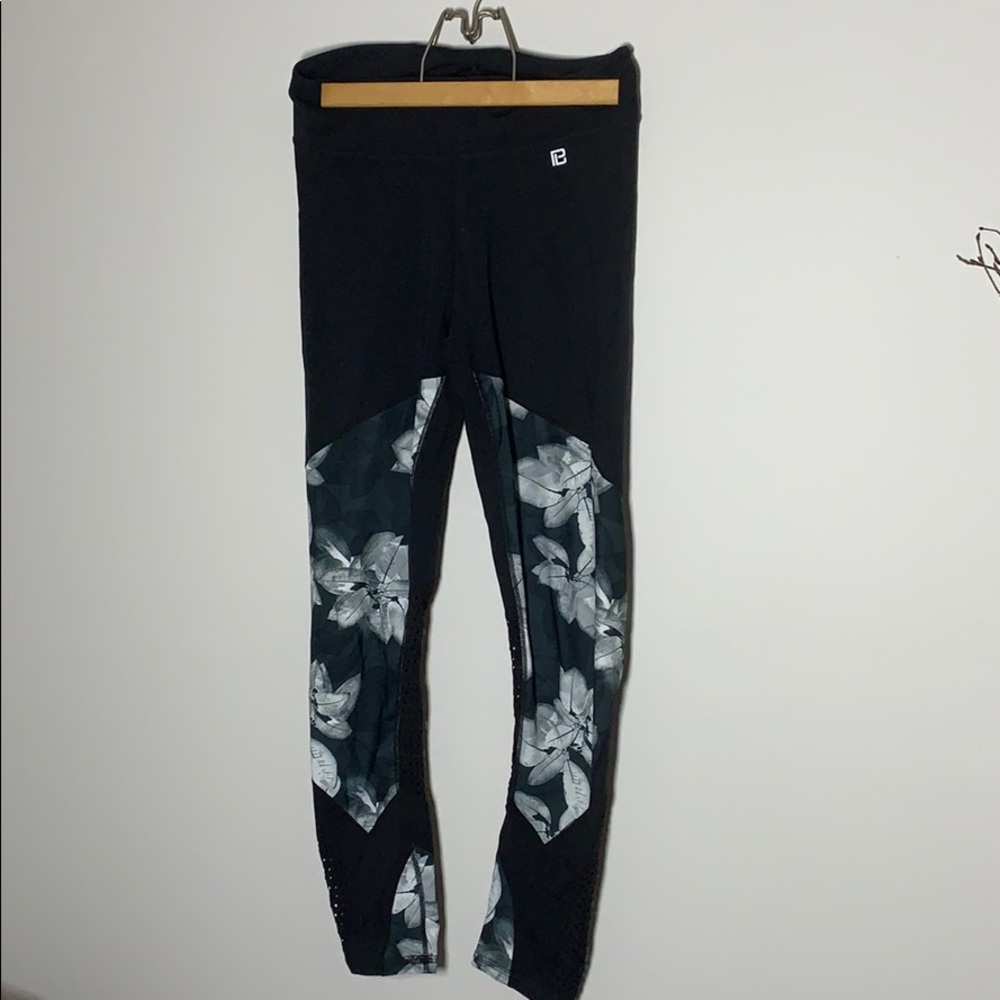 Bandier leggings
